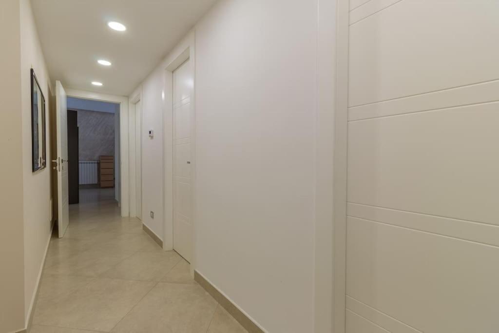 Monzio'S House Apartment Naples Luaran gambar